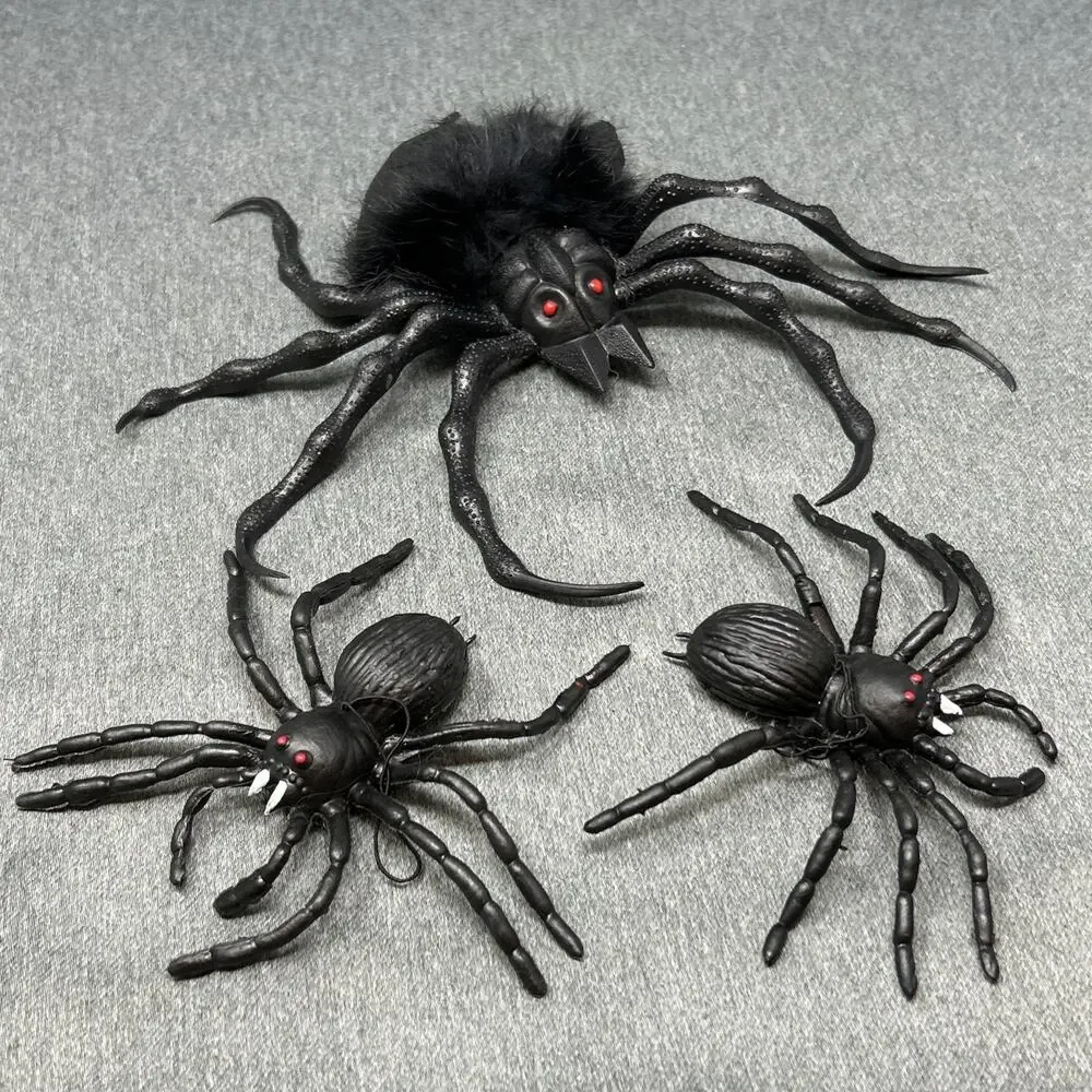 3pc Realistic Halloween Spider Lot Red Eyes Suction Cup Hanging Decor Props